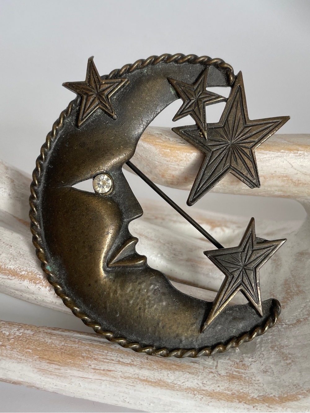 Vintage Signed JJ Celestial Moon Crescent Stars Brooch - Bronze Tone